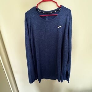 Nike Men's Navy Long Sleeve Tee